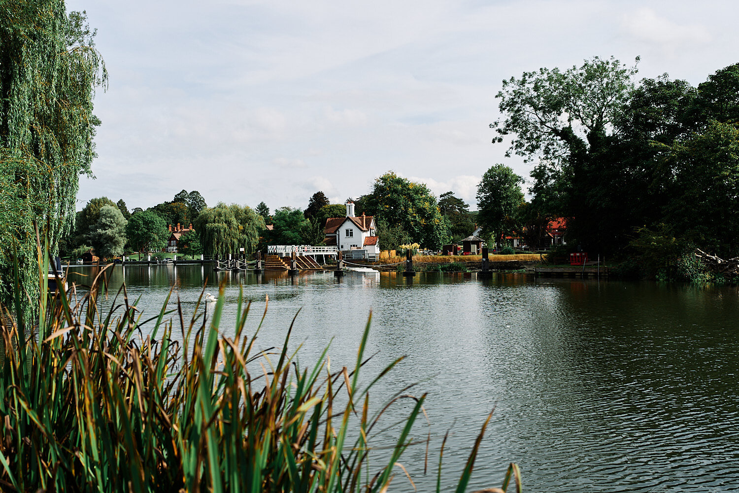  Richard and William Wedding The Swan at Streatley 