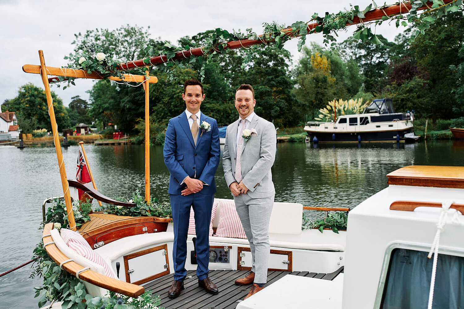  Richard and William Wedding The Swan at Streatley 