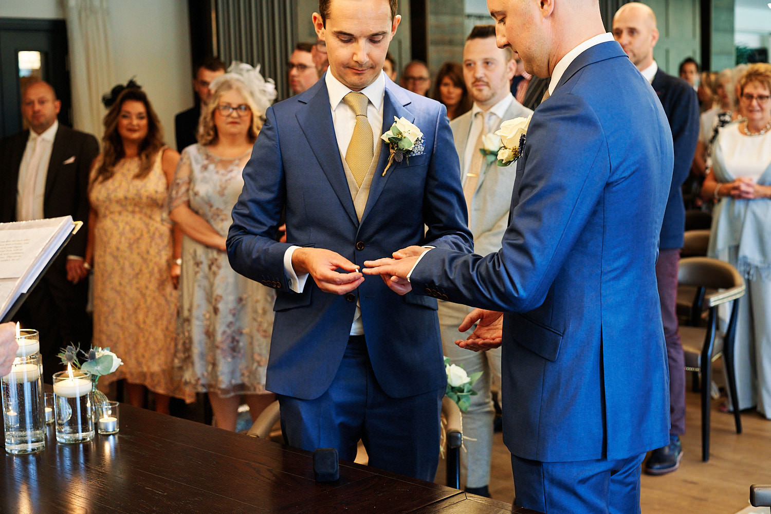  Richard and William Wedding The Swan at Streatley 