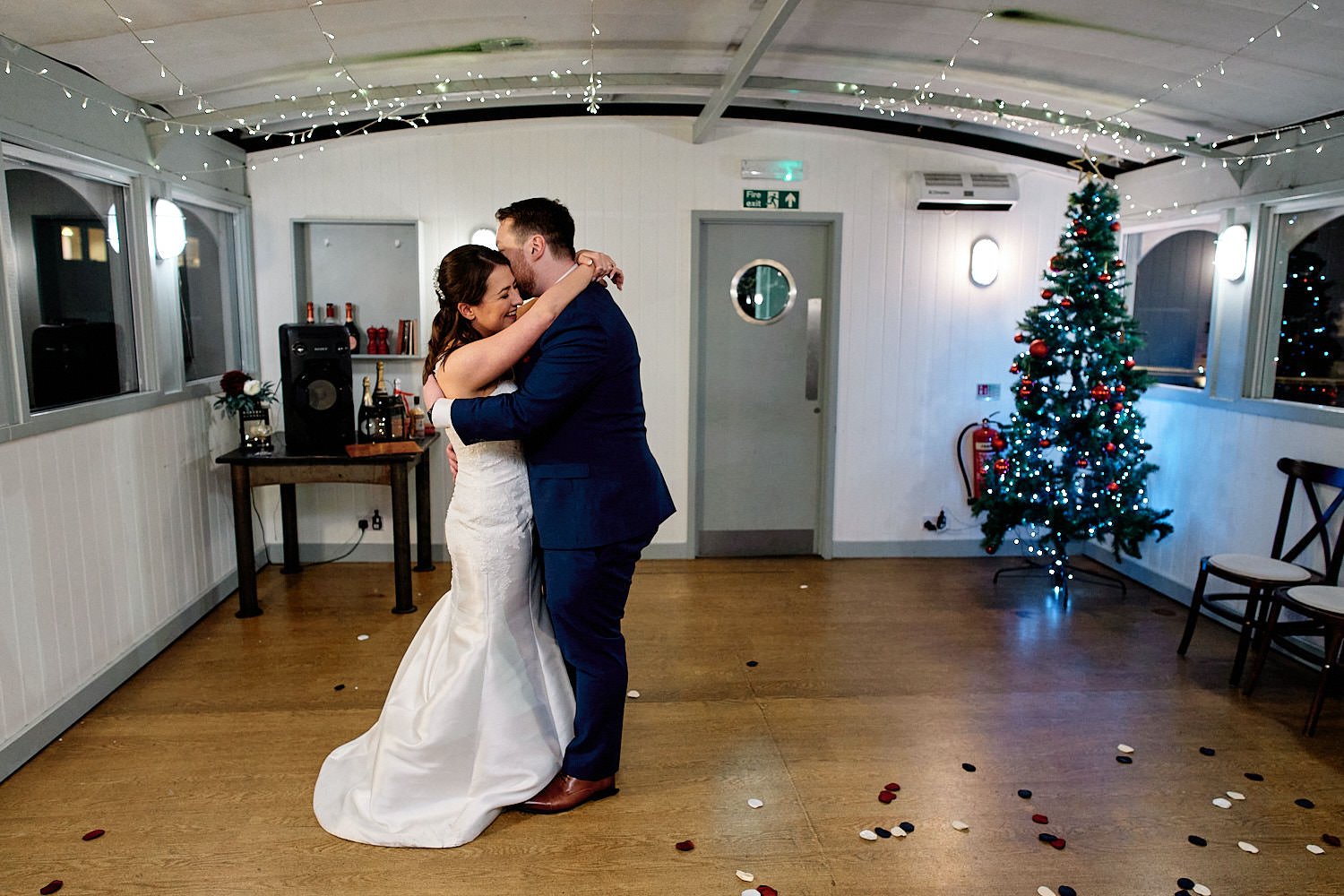  Hannah Oliver Wedding at Bell and Dragon Reading 