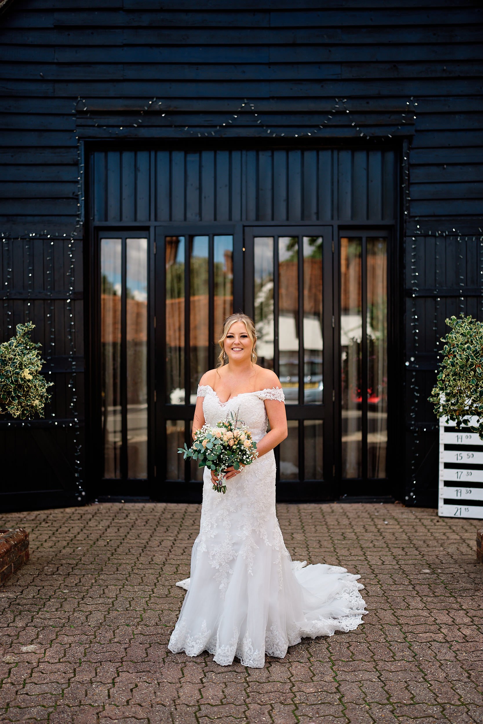  Lauren_James_TheOldBell 