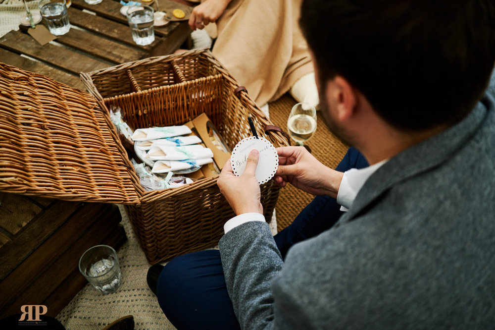  Lizzie Robin wedding at Stokes Farm Barn, Binfield                                