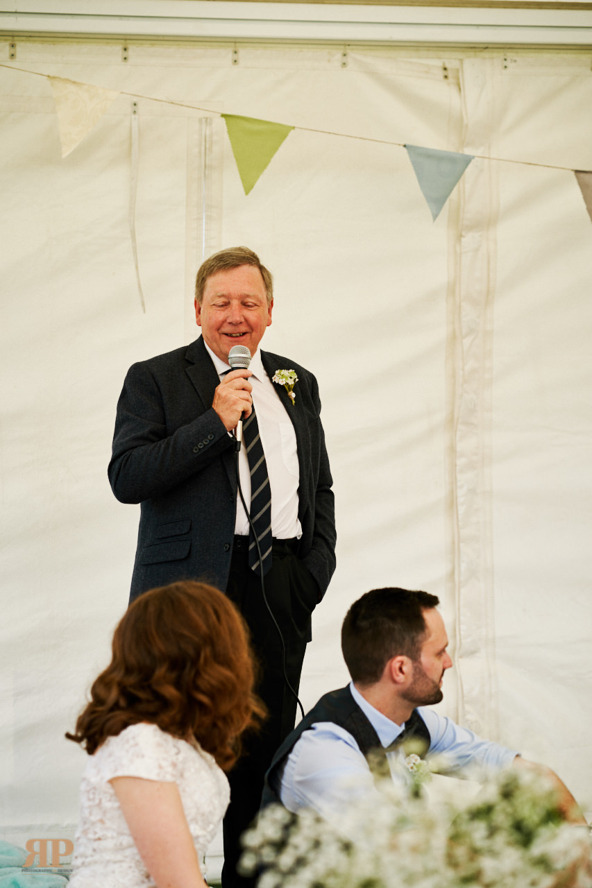  Lizzie Robin wedding at Stokes Farm Barn, Binfield                                
